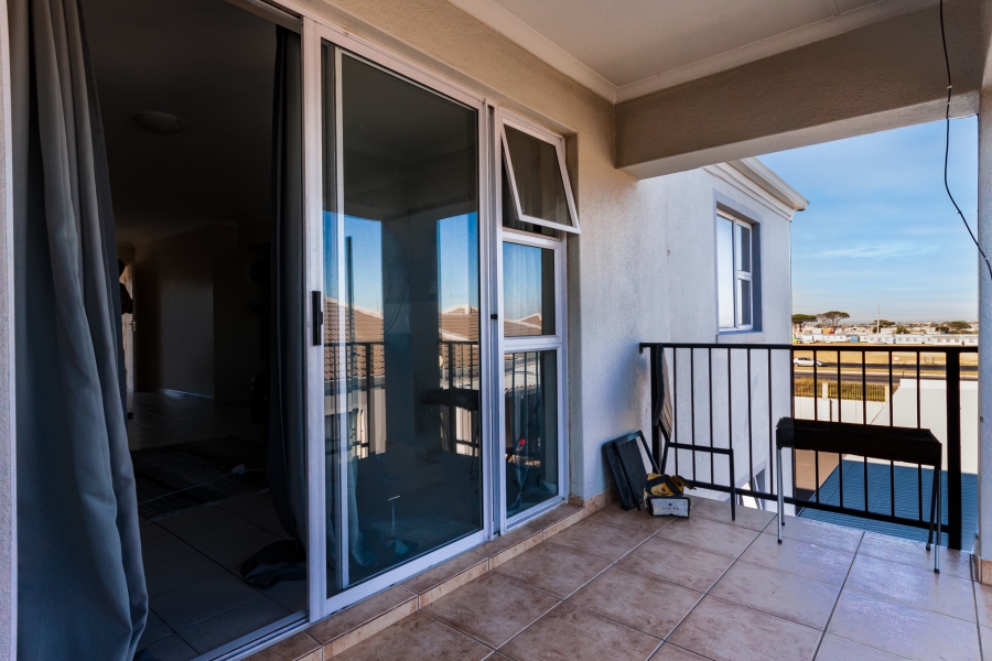 To Let 2 Bedroom Property for Rent in Heritage Park Western Cape